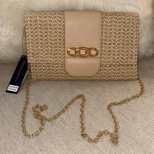 New w/Tags Like Dreams Crossbody Beige Clutch Purse Gold Chain